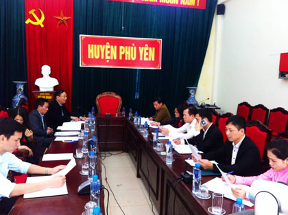 Đoàn công tác trường Cao đẳng Kinh tế-Tài chính Thái Nguyên thăm và làm việc với UBND huyện Phù Yên tỉnh Sơn La